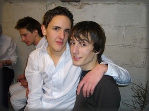 Thibaut n'est pas Gai, Edgar non plus, mais la bibine fausse souvent la vrit d'une personne, alors ...